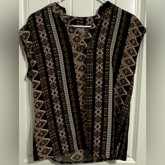 SHEIN women’s bundle of 3 blouses. Size small. - Picture 3 of 4